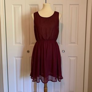 🌻 Divided Sheer Burgundy Dress